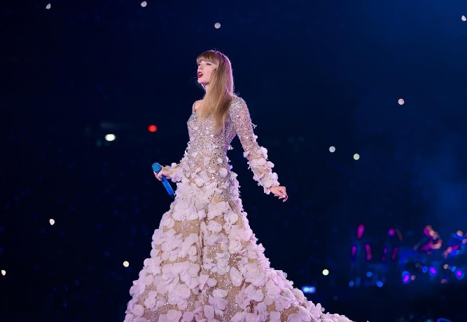 Taylor Swift em show da nova turnê - Foto: Reprodução / Instagram