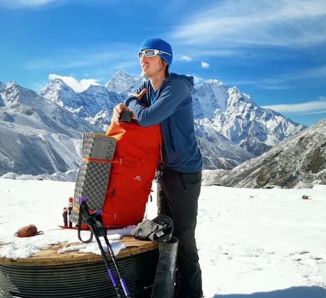 Corpo de 1º alpinista que escalou 'outra face' do Himalaia e morreu na descida é encontrado