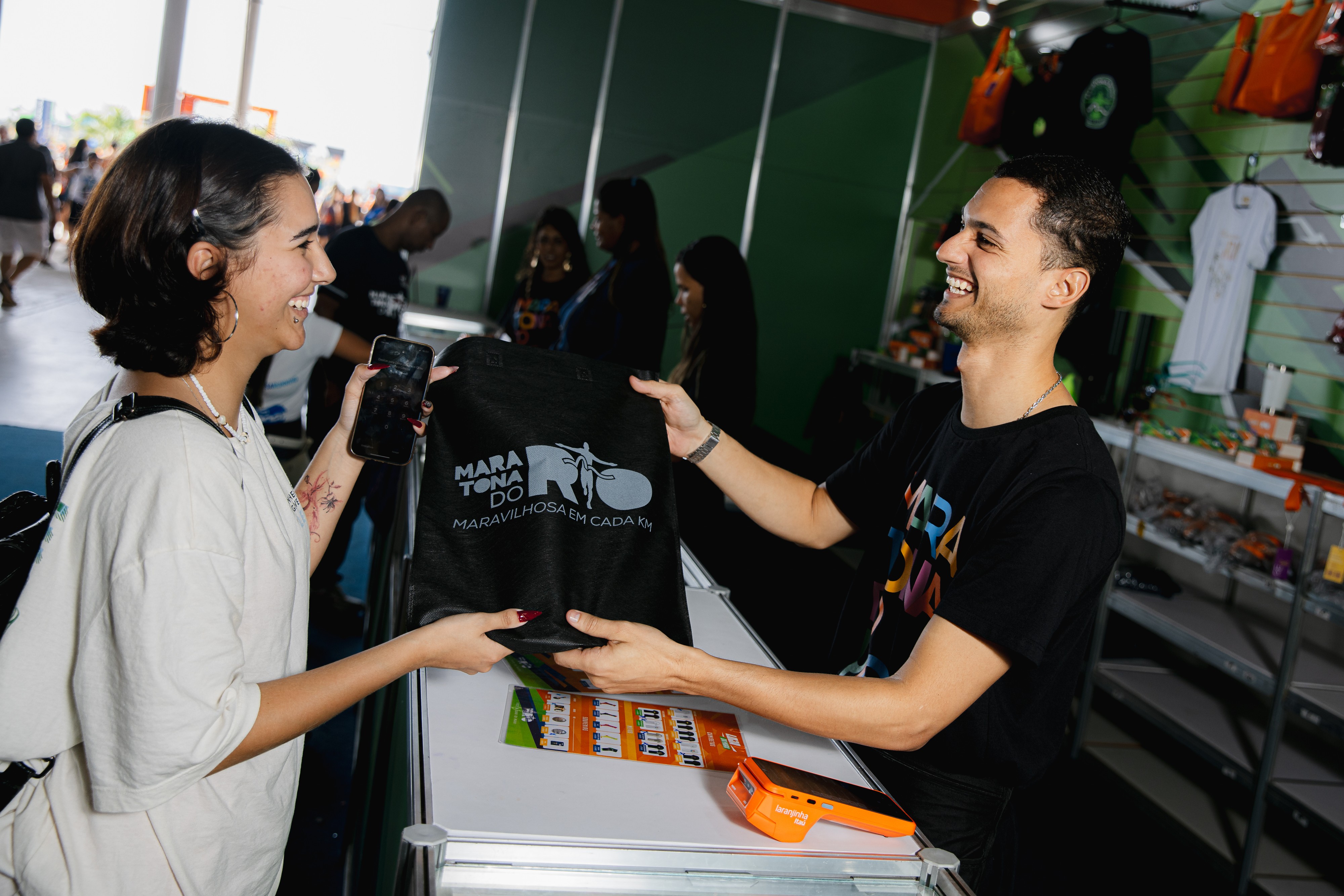 Número de peito será necessário para retirar o kit da Maratona do Rio; veja as novidades