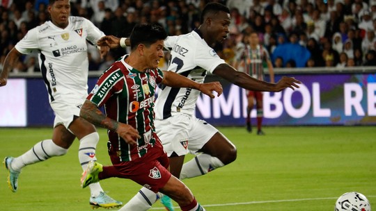 Artilheiro apagado: Cano vive o seu pior momento desde que chegou ao Fluminense