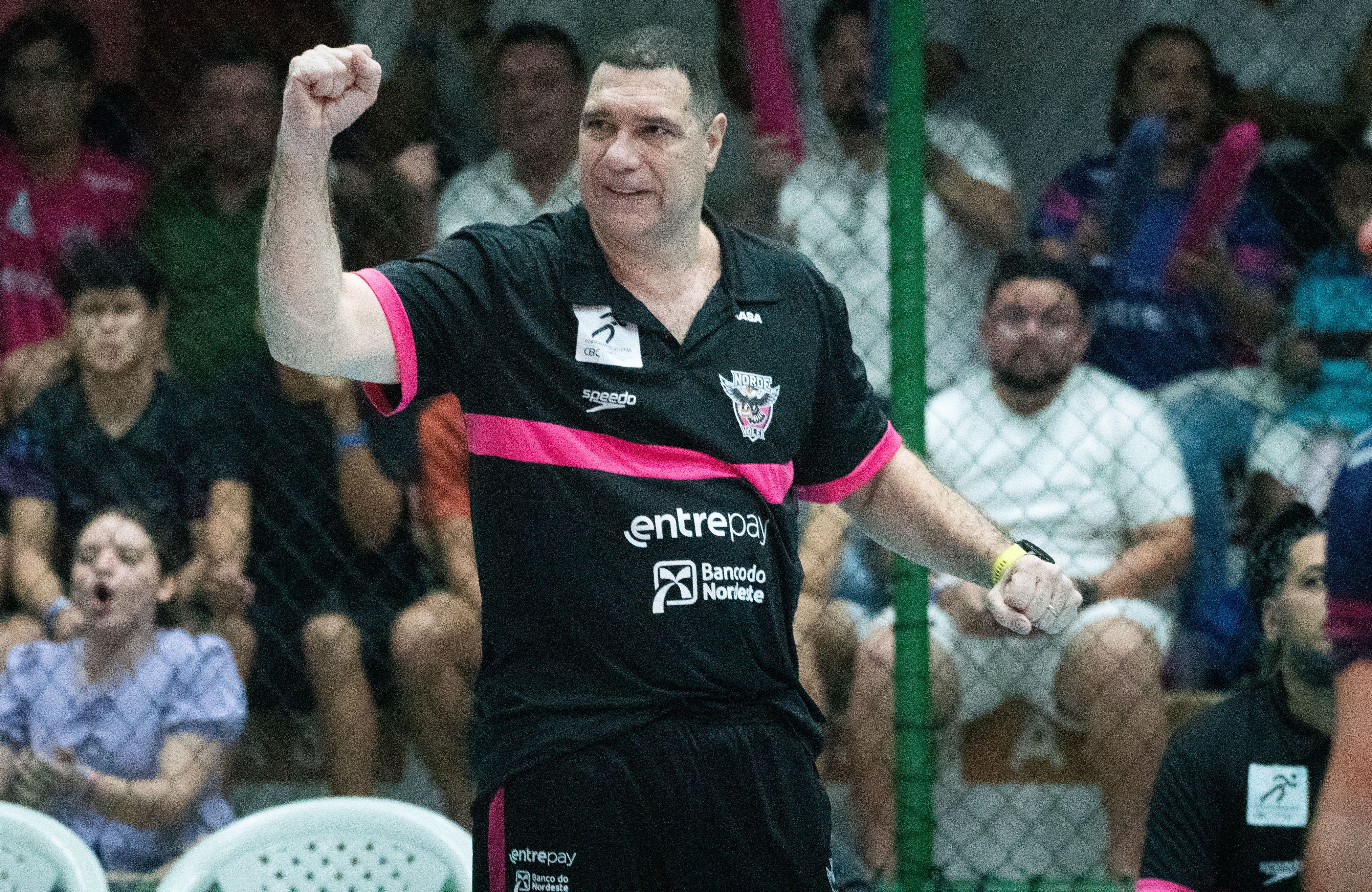 Marcelo Negrão sobre estreia de time de vôlei do Nordeste na Superliga: 'Alguém precisava começar e eu fui este doido'