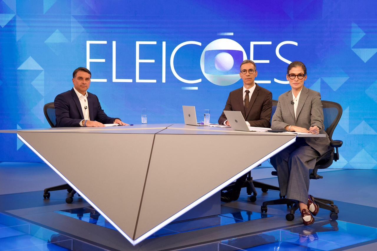 Na TV Globo, Flávio Bolsonaro nega 