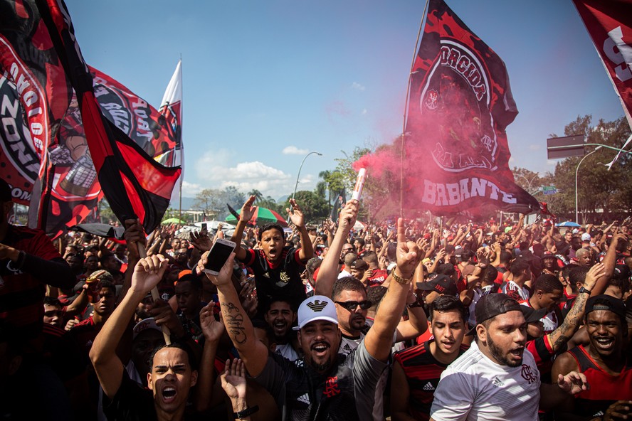 Em busca do Tri das Américas. Flamengo embarca para decisão das Libertadores com apoio da torcida