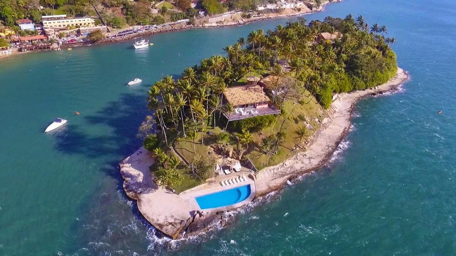 Ilha transformada ilegalmente em refúgio de luxo de ex-senador da República  é alvo de disputa judicial, Fantástico