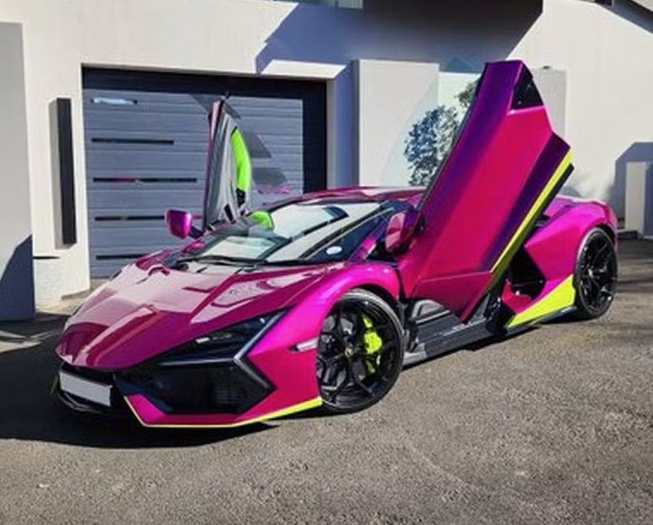 Lamborghini lança superesportivo híbrido com 1.015 cv e velocidade