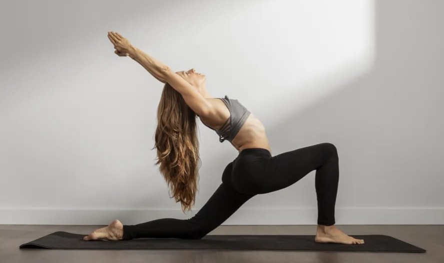 Ioga ajuda na mobilidade, flexibilidade e resistência do corpo