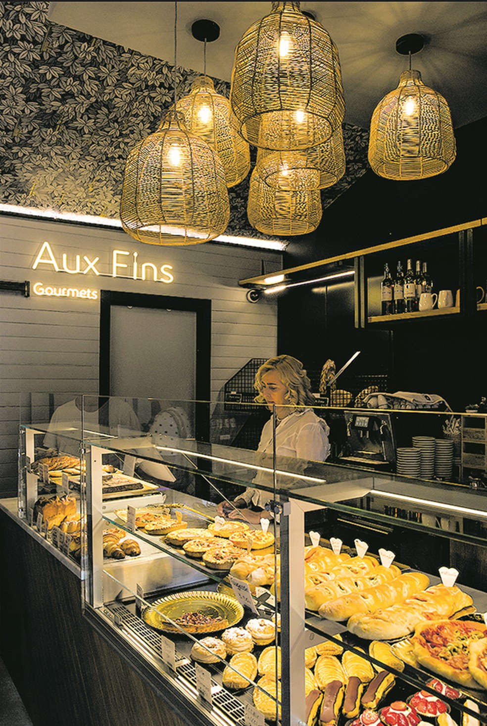 Aux Fins Gourmets, loja de delícias fundada por um casal francês que se mudou para Azeitão — Foto: Marisa Cardoso