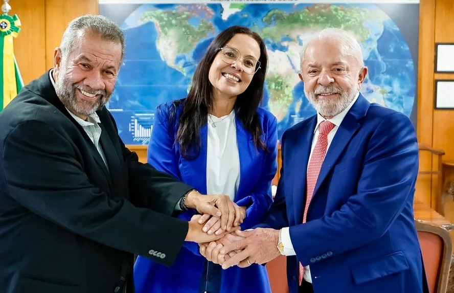 Em reunião com Lula, Juliana Brizola pediu apoio e ofereceu vice ao PT