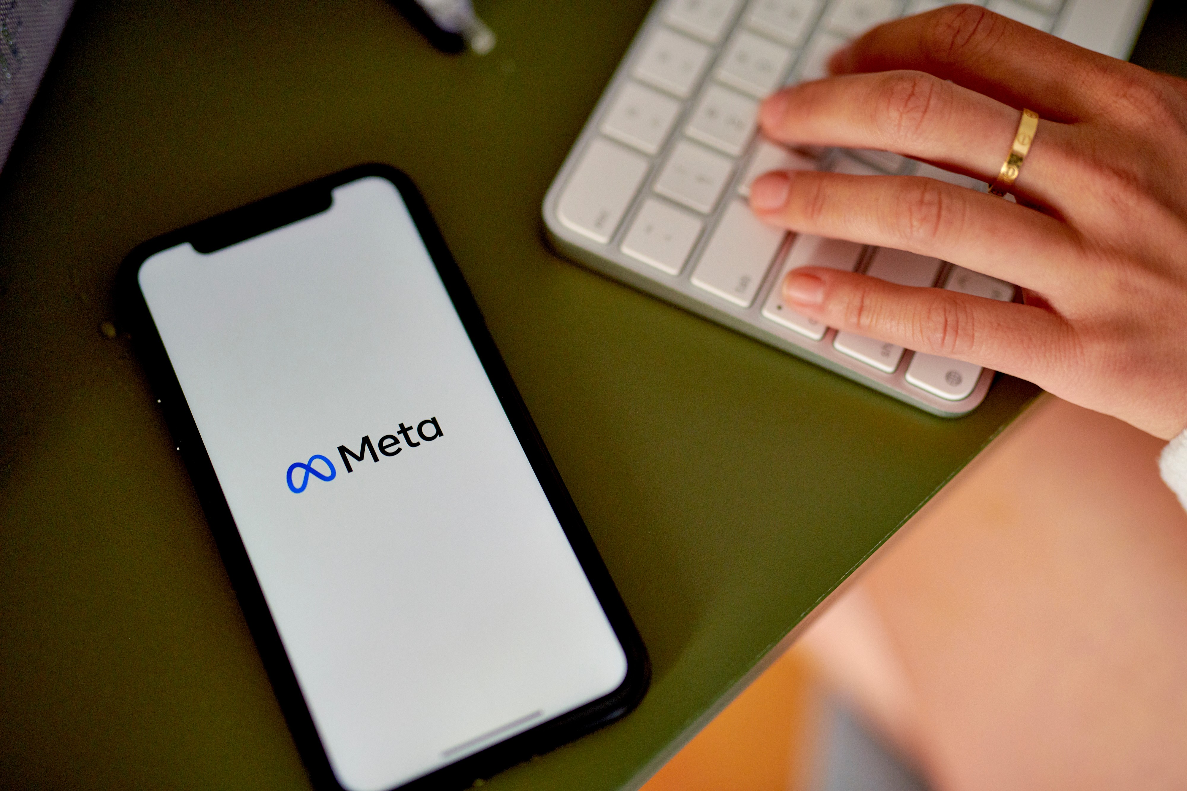 Meta lança aplicativo para vendedores do Facebook Marketplace