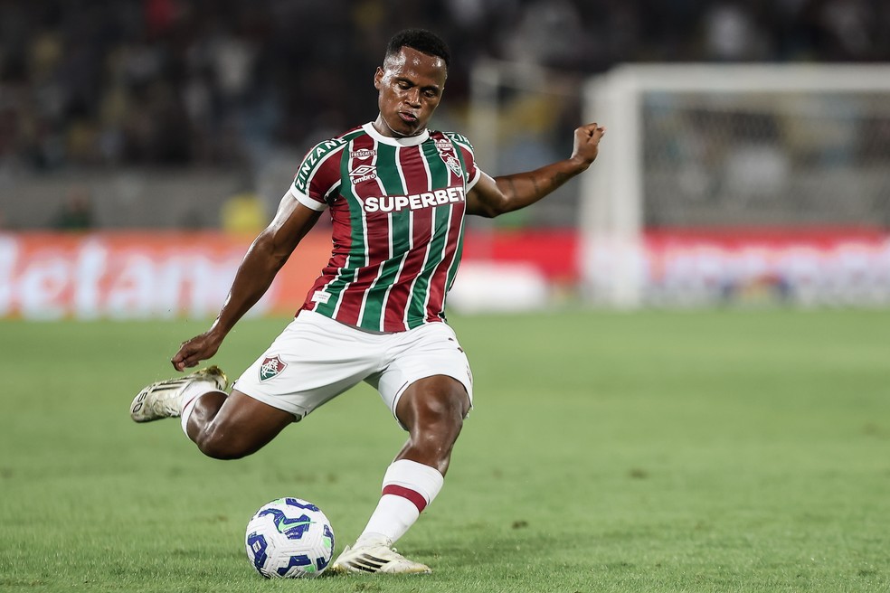 Jhon Arias assinará contrato de quatro anos com Wolverhampton, da Inglaterra — Foto: LUCAS MERÇON / FLUMINENSE F.C.