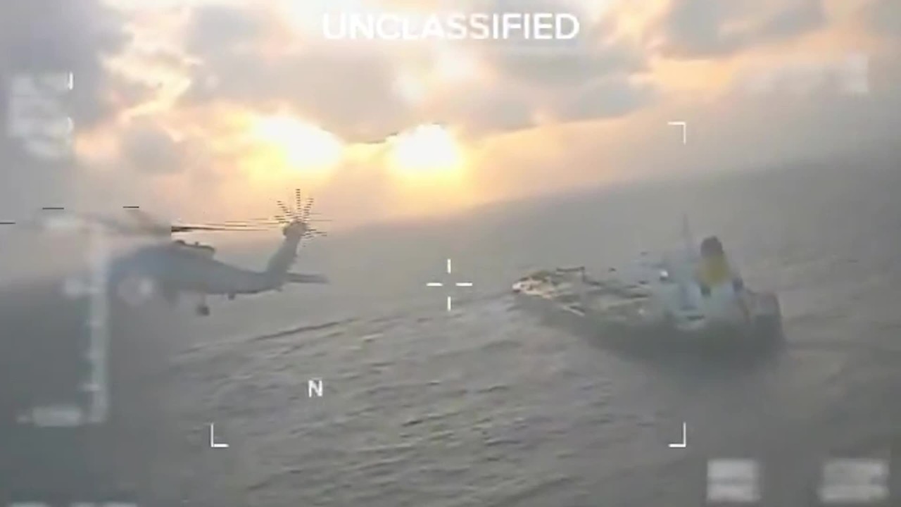 EUA apreendem novo petroleiro perto da costa da Venezuela, dias depois de Trump declarar bloqueio naval ao pa&iacute;s; v&iacute;deo