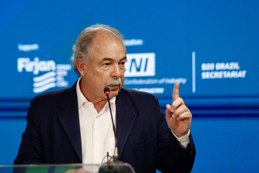 Mercadante elogiou a atuação do Banco Central (BC) para impulsionar as cooperativas de crédito — Foto: Fabio Rossi/29-1-2024