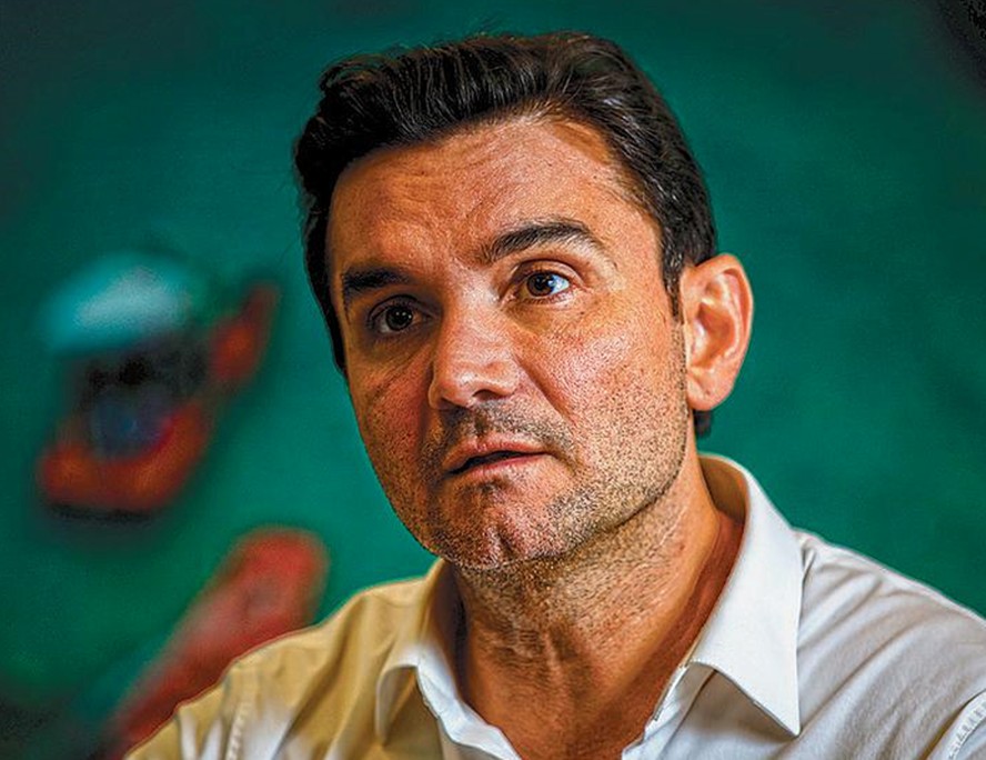 Cenário dos sonhos de Celso Sabino no Pará esbarra em acordo de Helder ...