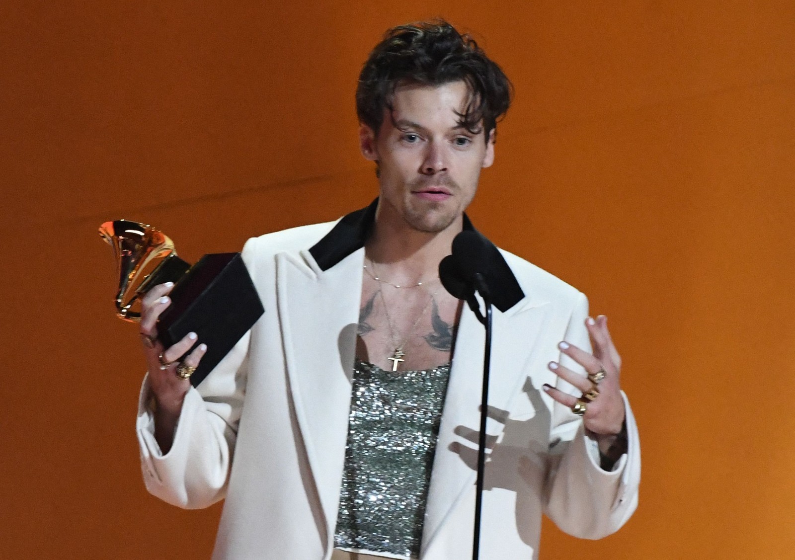 O cantor britânico Harry Styles, em cerimônia do Grammy 2023 — Foto: Valerie Macon/AFP