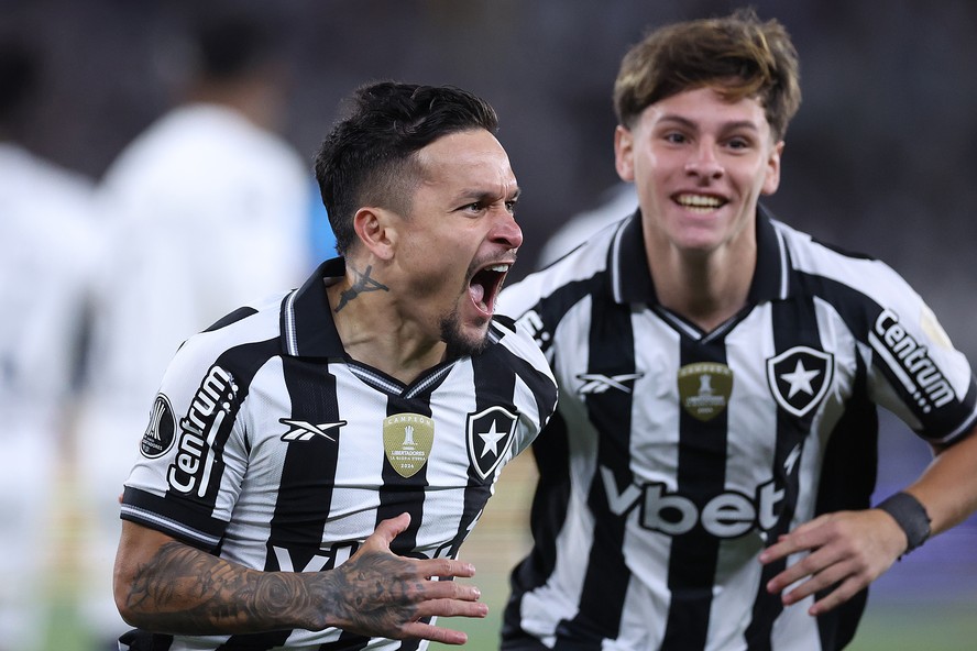 Análise: Botafogo sofre com pressão da LDU e leva vantagem mínima para ...