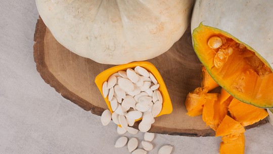 Alho e semente de abóbora: os 7 alimentos que ajudam a baixar a pressão arterial