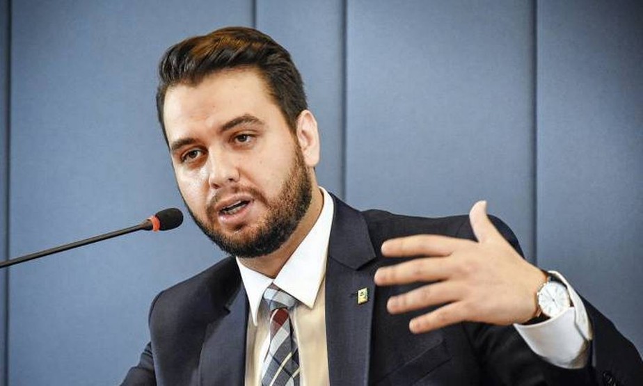 Bolsonaristas comemoram nota do governo dos EUA que contradiz Moraes sobre  viagem de Filipe Martins ao país