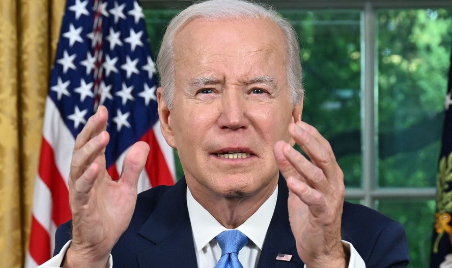 Joe Biden exaltou trabalho bipartidário para evitar calote da dívida americana.