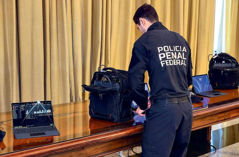 Bloqueio de celulares nos presídios fica mais ágil; entenda