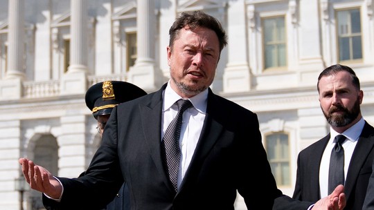 Musk demite equipe que combatia desinformação eleitoral na rede X