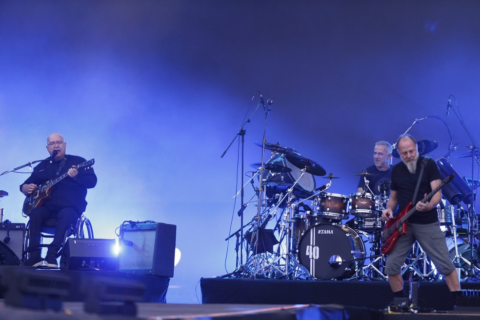 Os Paralamas do Sucesso abrem a programação do terceiro dia de Rock in Rio no Palco Mundo, em 2024 — Foto: Alexandre Cassiano