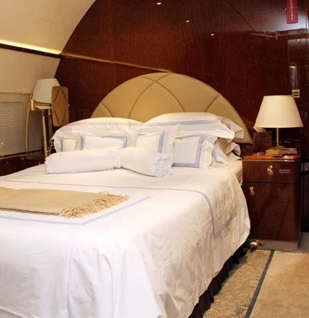 Cama em avião do Safra à venda — Foto: Reprodução