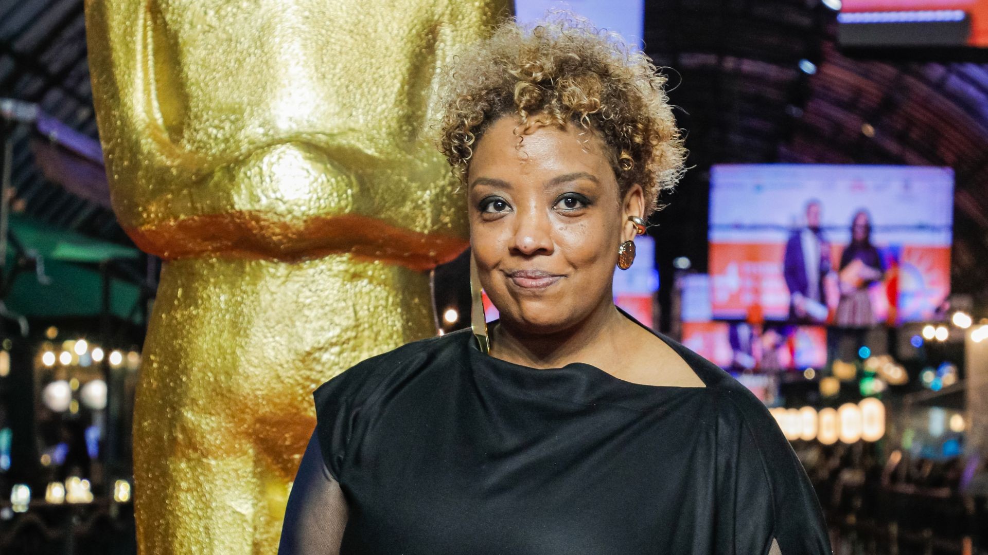 Em Gramado, Grace Passô estreia na direção de longas e defende um cinema negro focado mais em sentimentos do que temas - QTU Questões do Universo