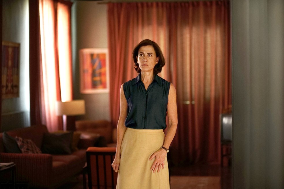 Fernanda Torres em cena de "Ainda estou aqui" — Foto: Reprodução