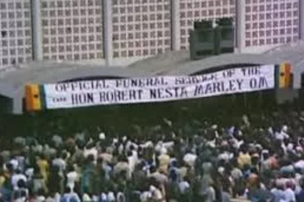 Os últimos momentos de Bob Marley e o funeral que parou a Jamaica