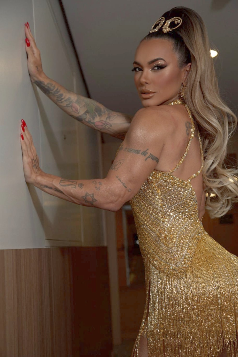 Estreante no carnaval, Kamila Simioni foca em cuidados com corpo após ...