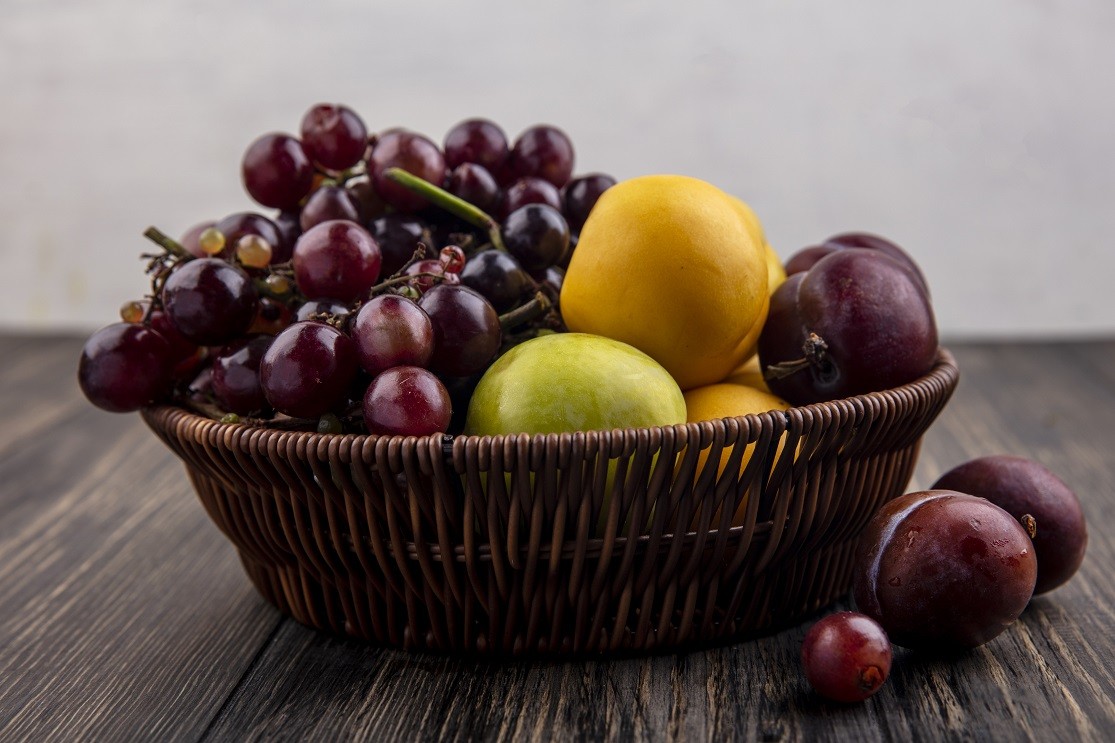 A fruta milagrosa que melhora a digestão, protege a visão, auxilia na saúde da pele e fortalece o sistema imunológico