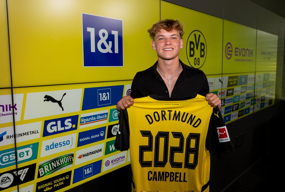 Cole Campbell, atacante do Borussia Dortmund — Foto: Divulgação/Borussia Dortmund