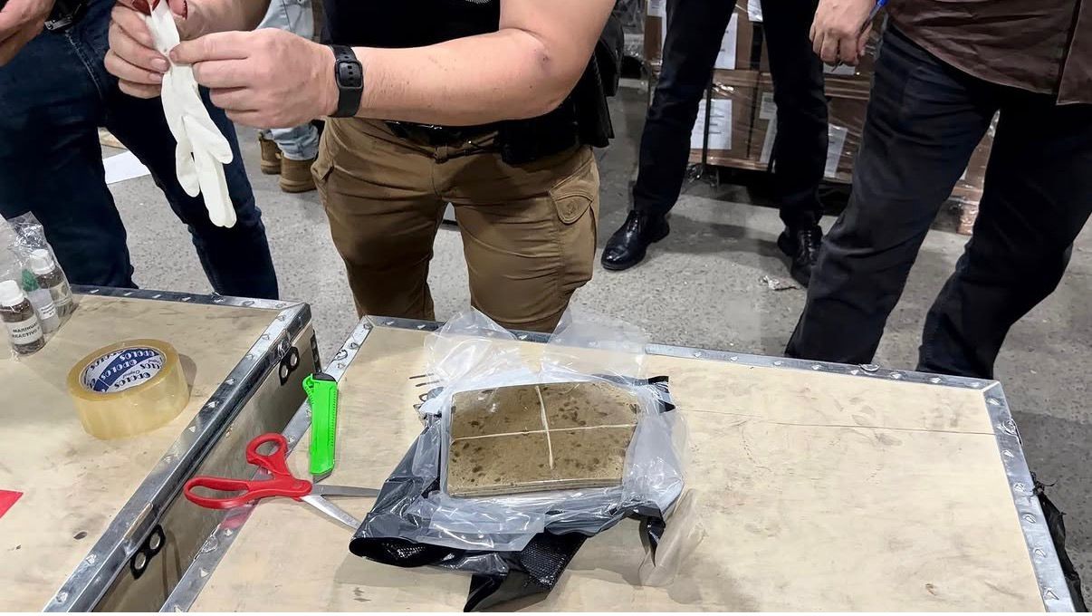 Criticado pelo governo americano por exportação de cocaína, Brasil triplicou apreensão de maconha e haxixe vindas dos EUA - Foto