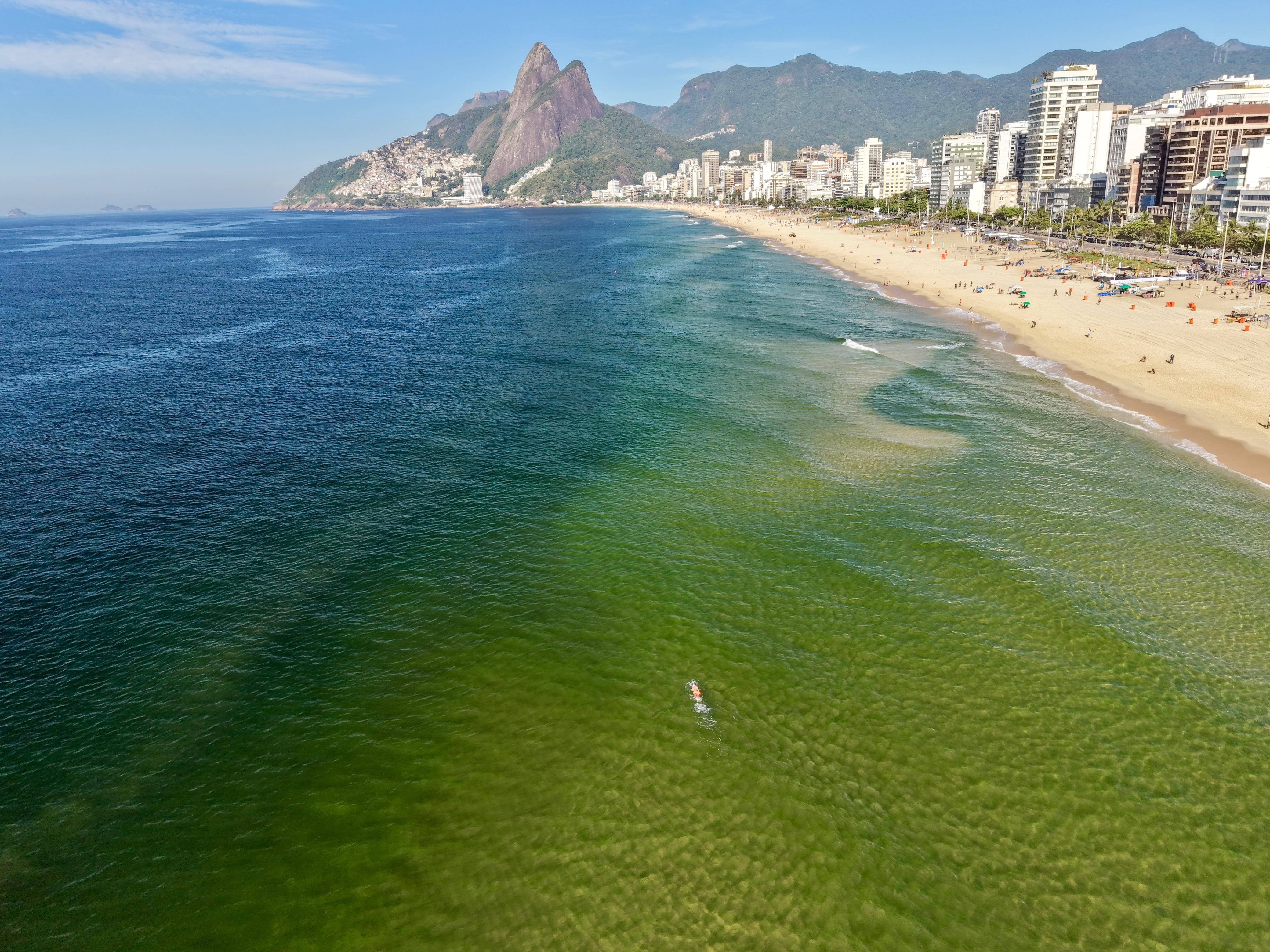 Calor segue firme no Rio, SP e MG; frente fria agita o mar e mantém alerta para temporais no Sul; veja previsão