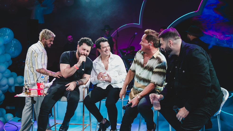 Zé Felipe e Leonardo participaram do show de Hugo & Guilherme na festa'Céu da Maria Alice' — Foto: Divulgação