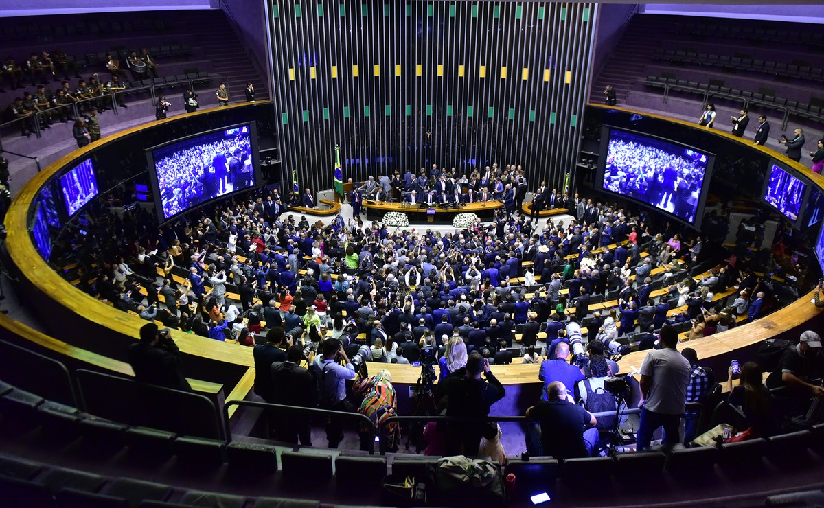 Reforma promulgada com altera&ccedil;&atilde;o de &uacute;ltima hora mant&eacute;m tributa&ccedil;&atilde;o em cascata? Veja o que dizem especialistas