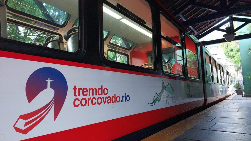 O Trem do Corcovado parou de circular — Foto: Domingos Peixoto/Agência O Globo