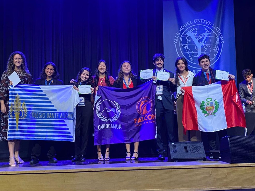 Student Maria Eduarda Freita in a simulation of the UN, produced by Yale University — Photo: Personal archives