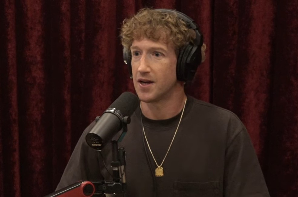 O CEO da Meta, Mark Zuckerberg, no podcast 'The Joe Rogan Experience' — Foto: Reprodução