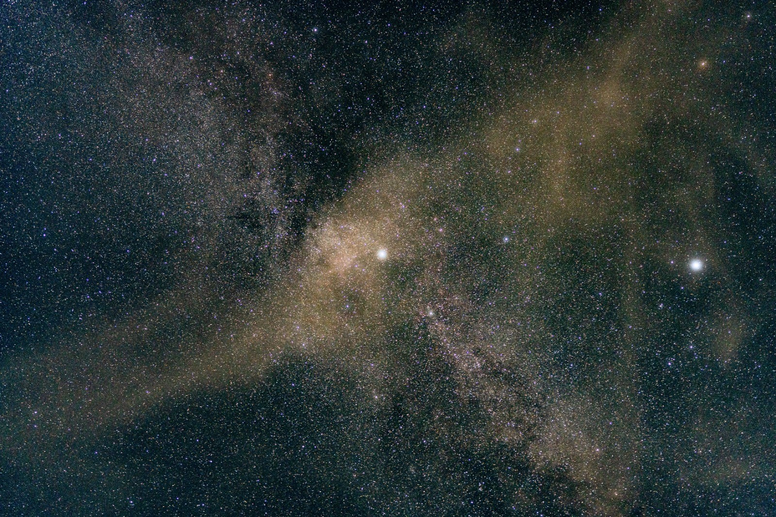 ‘Mini Big Bang’: cientistas recriam em laboratório estado da matéria do início do Universo - QTU Questões do Universo
