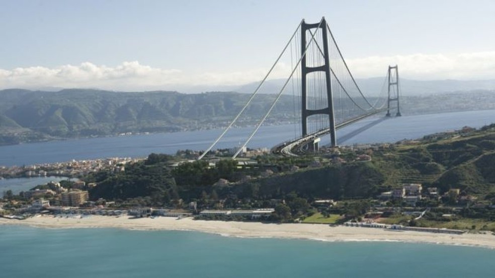 Itlia retoma projeto de ponte entre maior ilha do pas e parte continental, que teria maior trecho suspenso do mundo - Foto: Reproduo/Governo da Itlia