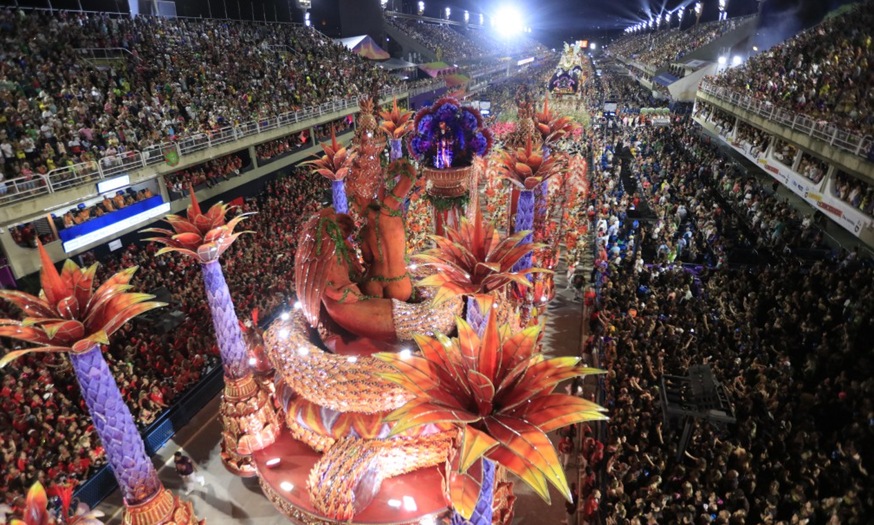 Três dias de desfiles, atrações extras, ingressos mais baratos: veja as novidades para o carnaval 2025