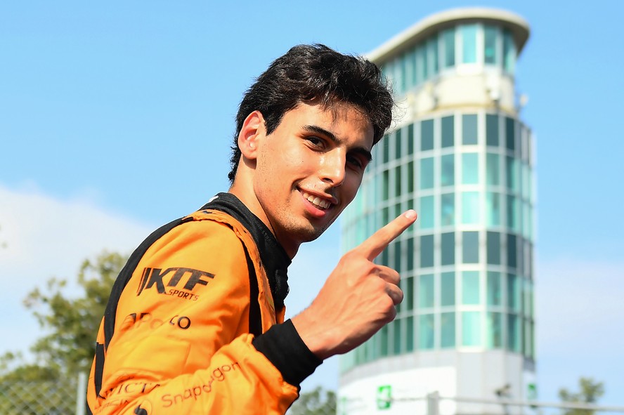 Gabriel Bortoleto Prestes a ir para a F1, brasileiro contratado pela Sauber é campeão da Fórmula 2