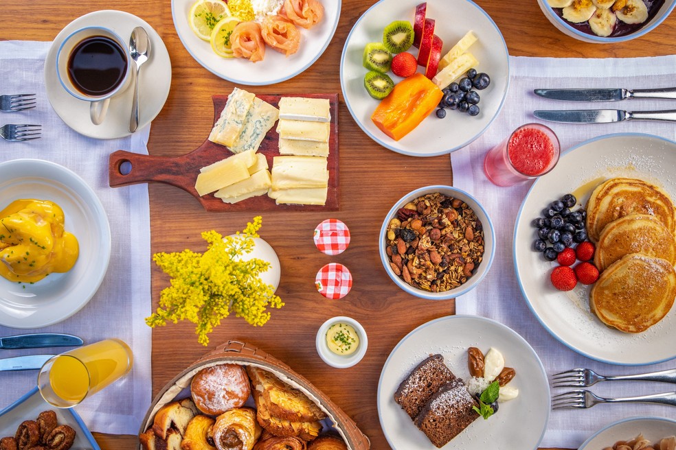 Hearty breakfast at Fasano Caffè — Photo: Disclosure / Photo by Tomas Rangel