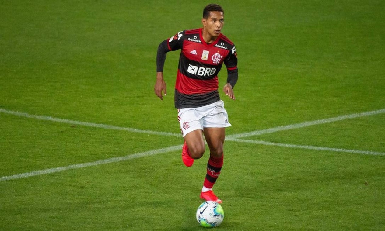 No Flamengo desde 2019, o lateral João Lucas foi emprestado ao Cuiabá nesta ano  — Foto: Alexandre Vidal