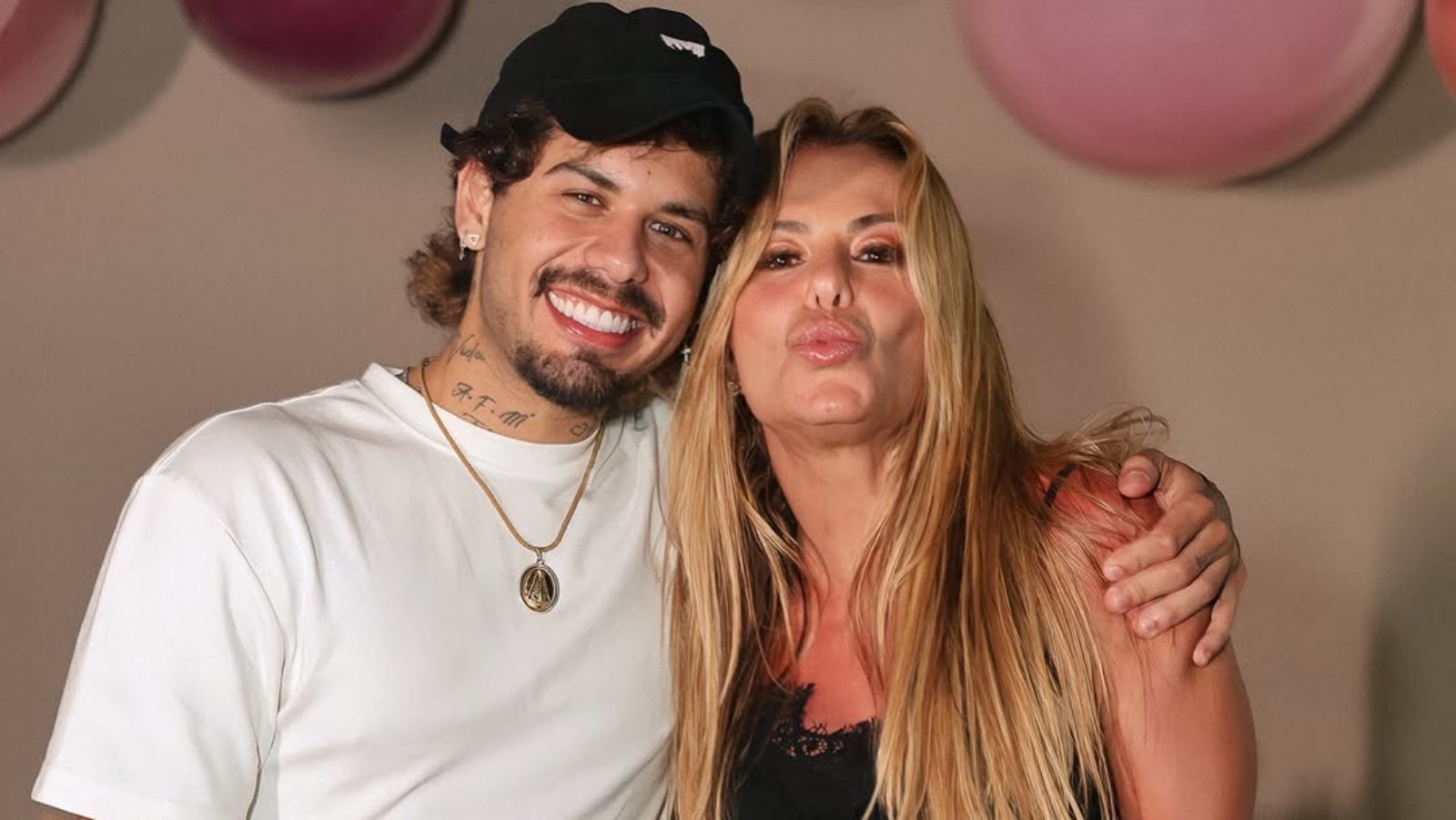Poliana Rocha faz oração por Zé Felipe após reencontro com Virginia Fonseca