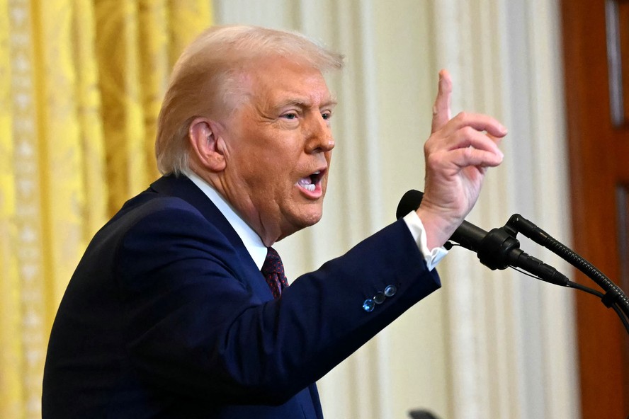 Presidente dos EUA, Donald Trump, durante entrevista coletiva ao lado do premier da Índia, Narendra Modi, na Casa Branca