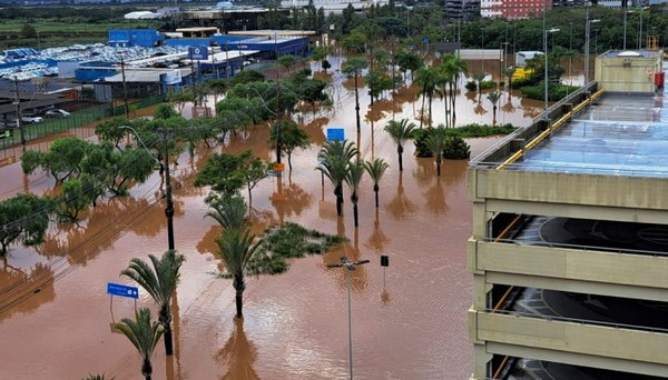 Por que o Guaíba não baixa, mesmo sem chuva em Porto Alegre