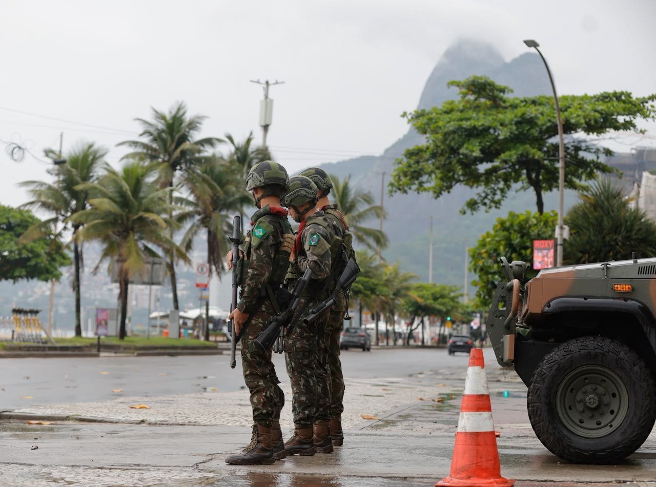 TRE- RJ mobiliza Forças Armadas para garantir a segurança no segundo turno; presidente faz apelo para que eleitores compareçam às urnas - Foto