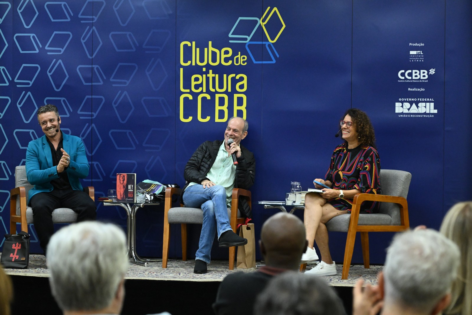 Ney Matogrosso no último encontro do Clube de Leitura do CCBB — Foto: Divulgação/Alexandre Brum